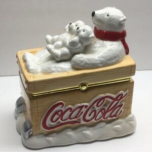 COCA-COLA SLEDDING POLAR BEARS CERAMIC HINGED BOX RARE COLLECTIBLE VINTAGE